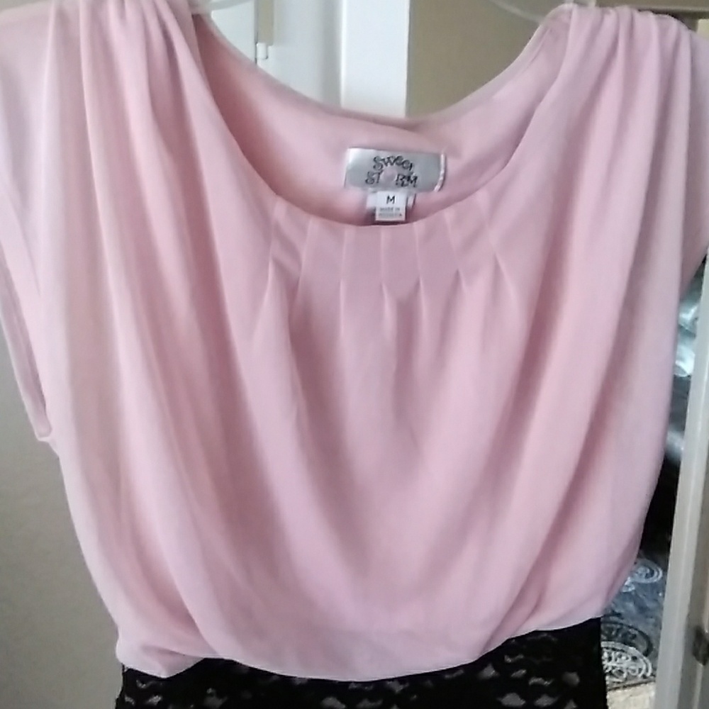 Dress - Picture 2 of 4